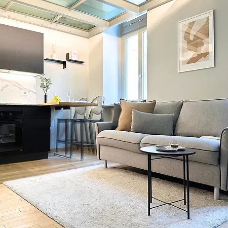 Apartment Jacuzzi Luxury In The Town Centre *